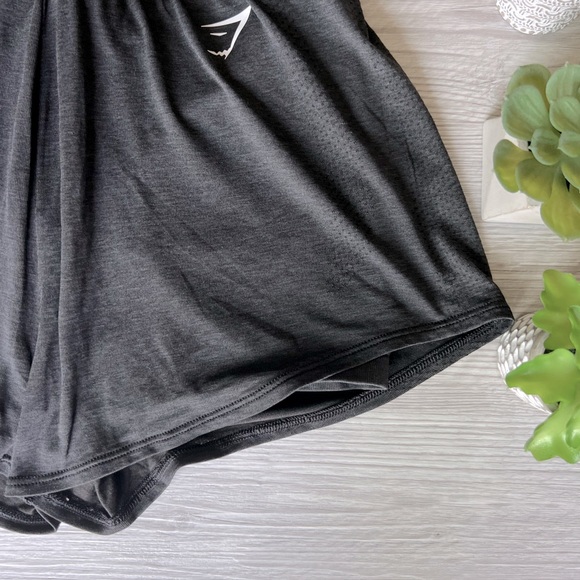 GYMSHARK two layer running shorts size M - Picture 4 of 12